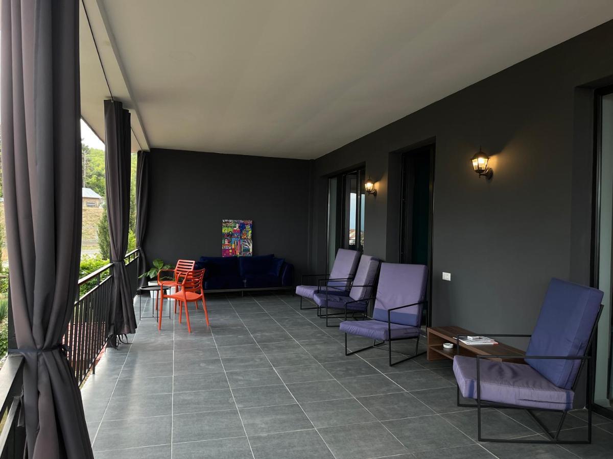 Hotel უცხო-utskho Telavi Exteriör bild